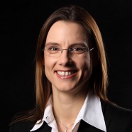 Dr. Katrin Suder